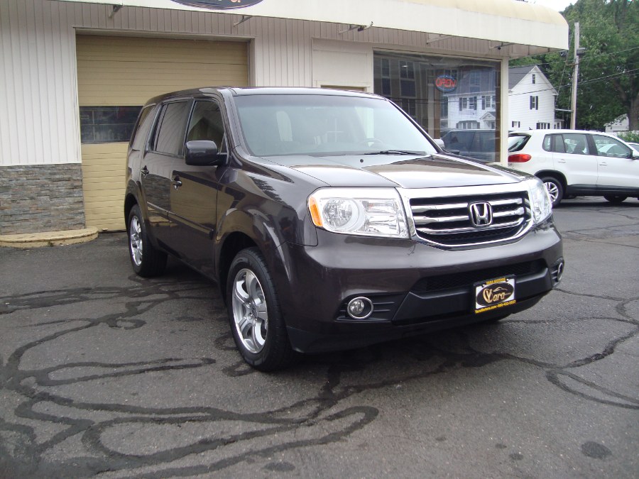 Used 2015 Honda Pilot in Manchester, Connecticut | Yara Motors. Manchester, Connecticut