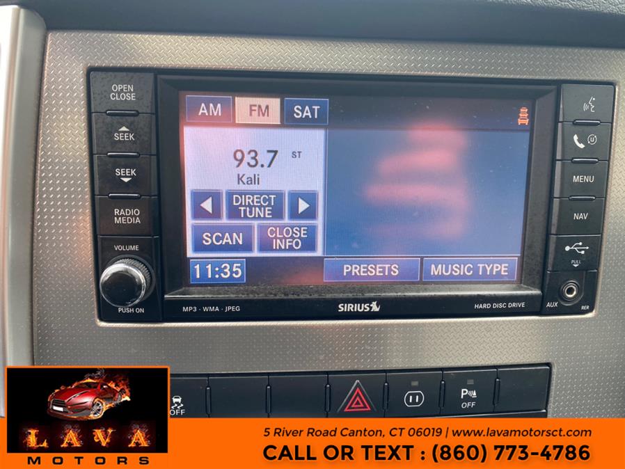 2010 Jeep Grand Cherokee 4WD 4dr Laredo, available for sale in Canton, Connecticut | Lava Motors. Canton, Connecticut 2010 Jeep Grand Cherokee 4WD 4dr Laredo, available for sale in Canton, Connecticut | Lava Motors. Canton, Connecticut