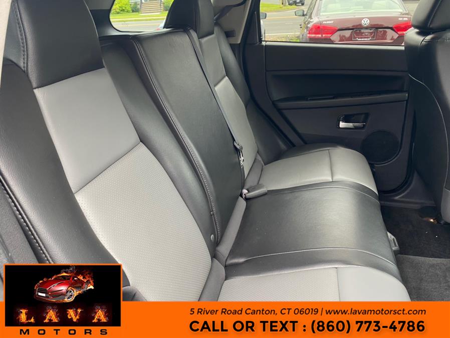 2010 Jeep Grand Cherokee 4WD 4dr Laredo, available for sale in Canton, Connecticut | Lava Motors. Canton, Connecticut 2010 Jeep Grand Cherokee 4WD 4dr Laredo, available for sale in Canton, Connecticut | Lava Motors. Canton, Connecticut