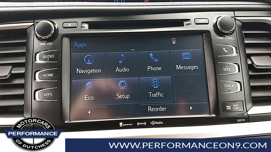 Used Toyota Highlander XLE V6 AWD (Natl) 2018 | Performance Motorcars Inc. Wappingers Falls, New York Used Toyota Highlander XLE V6 AWD (Natl) 2018 | Performance Motorcars Inc. Wappingers Falls, New York
