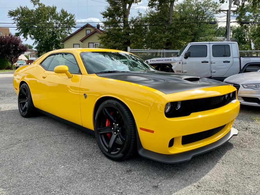 Used Dodge Challenger SRT Hellcat Coupe 2017 | Easy Credit of Jersey. Little Ferry, New Jersey
