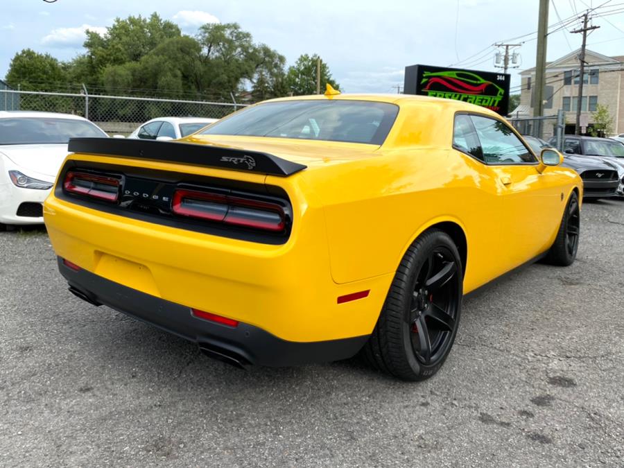 Used Dodge Challenger SRT Hellcat Coupe 2017 | Easy Credit of Jersey. South Hackensack, New Jersey