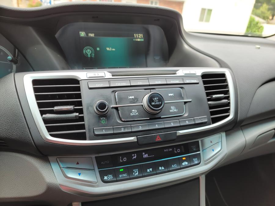 2013 Honda Accord Sdn 4dr I4 CVT LX, available for sale in Hamden, Connecticut | Adonai Auto Sales LLC. Hamden, Connecticut 2013 Honda Accord Sdn 4dr I4 CVT LX, available for sale in Hamden, Connecticut | Adonai Auto Sales LLC. Hamden, Connecticut