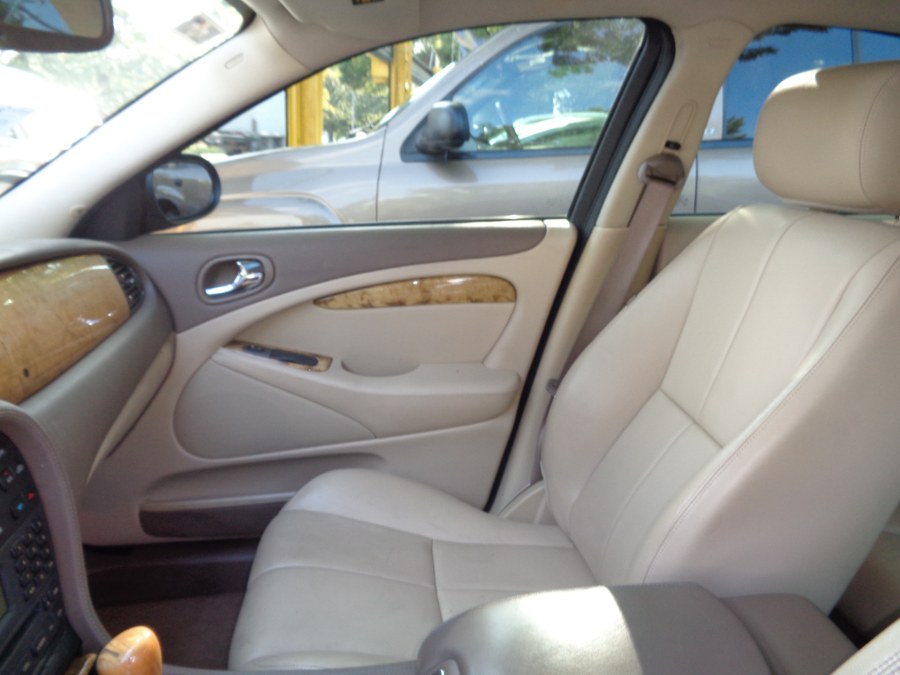 2006 Jaguar S-TYPE 4dr Sdn 3.0. CLEAN CARFAX!!!, available for sale in Elmont, New York | Sunrise of Elmont. Elmont, New York 2006 Jaguar S-TYPE 4dr Sdn 3.0. CLEAN CARFAX!!!, available for sale in Elmont, New York | Sunrise of Elmont. Elmont, New York