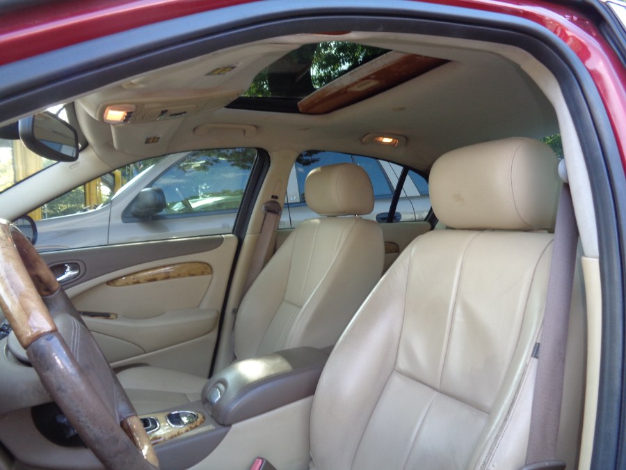 2006 Jaguar S-TYPE 4dr Sdn 3.0. CLEAN CARFAX!!!, available for sale in Elmont, New York | Sunrise of Elmont. Elmont, New York 2006 Jaguar S-TYPE 4dr Sdn 3.0. CLEAN CARFAX!!!, available for sale in Elmont, New York | Sunrise of Elmont. Elmont, New York