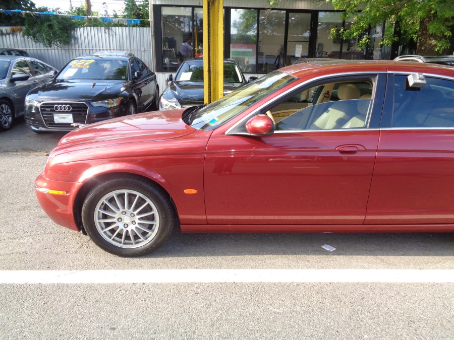 2006 Jaguar S-TYPE 4dr Sdn 3.0. CLEAN CARFAX!!!, available for sale in Elmont, New York | Sunrise of Elmont. Elmont, New York 2006 Jaguar S-TYPE 4dr Sdn 3.0. CLEAN CARFAX!!!, available for sale in Elmont, New York | Sunrise of Elmont. Elmont, New York