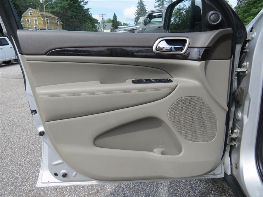 Used Jeep Grand Cherokee Laredo 4x4 4dr SUV 2012 | Lake City Exports Inc. Auburn, Maine Used Jeep Grand Cherokee Laredo 4x4 4dr SUV 2012 | Lake City Exports Inc. Auburn, Maine