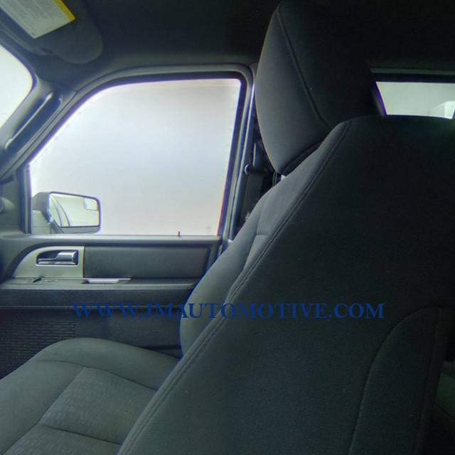 2017 Ford Expedition XLT 4x4, available for sale in Naugatuck, Connecticut | J&M Automotive Sls&Svc LLC. Naugatuck, Connecticut 2017 Ford Expedition XLT 4x4, available for sale in Naugatuck, Connecticut | J&M Automotive Sls&Svc LLC. Naugatuck, Connecticut