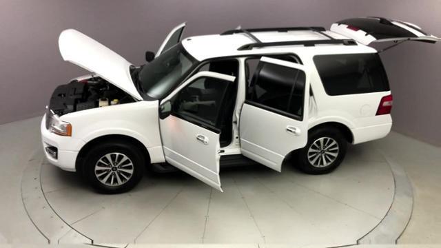 2017 Ford Expedition XLT 4x4, available for sale in Naugatuck, Connecticut | J&M Automotive Sls&Svc LLC. Naugatuck, Connecticut 2017 Ford Expedition XLT 4x4, available for sale in Naugatuck, Connecticut | J&M Automotive Sls&Svc LLC. Naugatuck, Connecticut