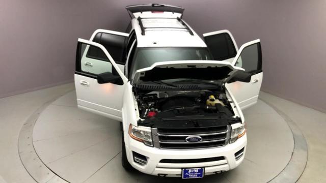 2017 Ford Expedition XLT 4x4, available for sale in Naugatuck, Connecticut | J&M Automotive Sls&Svc LLC. Naugatuck, Connecticut 2017 Ford Expedition XLT 4x4, available for sale in Naugatuck, Connecticut | J&M Automotive Sls&Svc LLC. Naugatuck, Connecticut