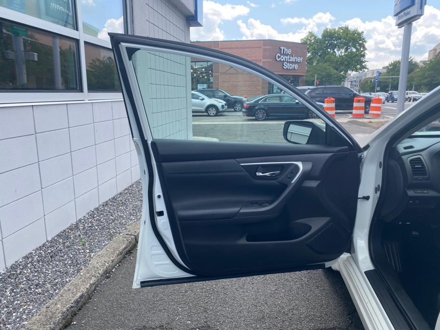 2018 Nissan Altima 2.5 SR Sedan, available for sale in Yonkers, New York | Apex Westchester Used Vehicles. Yonkers, New York 2018 Nissan Altima 2.5 SR Sedan, available for sale in Yonkers, New York | Apex Westchester Used Vehicles. Yonkers, New York
