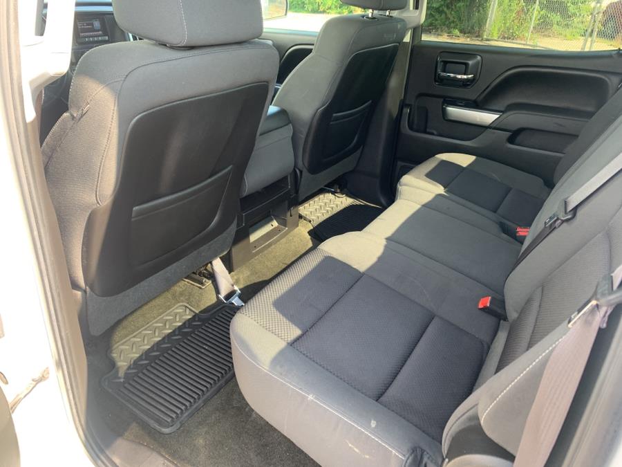 Used Chevrolet Silverado 1500 4WD Crew Cab 153.0" LT w/1LT 2015 | Dealertown Auto Wholesalers. Milford, Connecticut Used Chevrolet Silverado 1500 4WD Crew Cab 153.0" LT w/1LT 2015 | Dealertown Auto Wholesalers. Milford, Connecticut