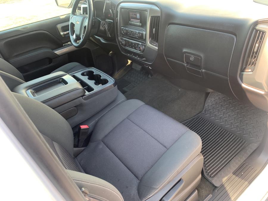 Used Chevrolet Silverado 1500 4WD Crew Cab 153.0" LT w/1LT 2015 | Dealertown Auto Wholesalers. Milford, Connecticut Used Chevrolet Silverado 1500 4WD Crew Cab 153.0" LT w/1LT 2015 | Dealertown Auto Wholesalers. Milford, Connecticut