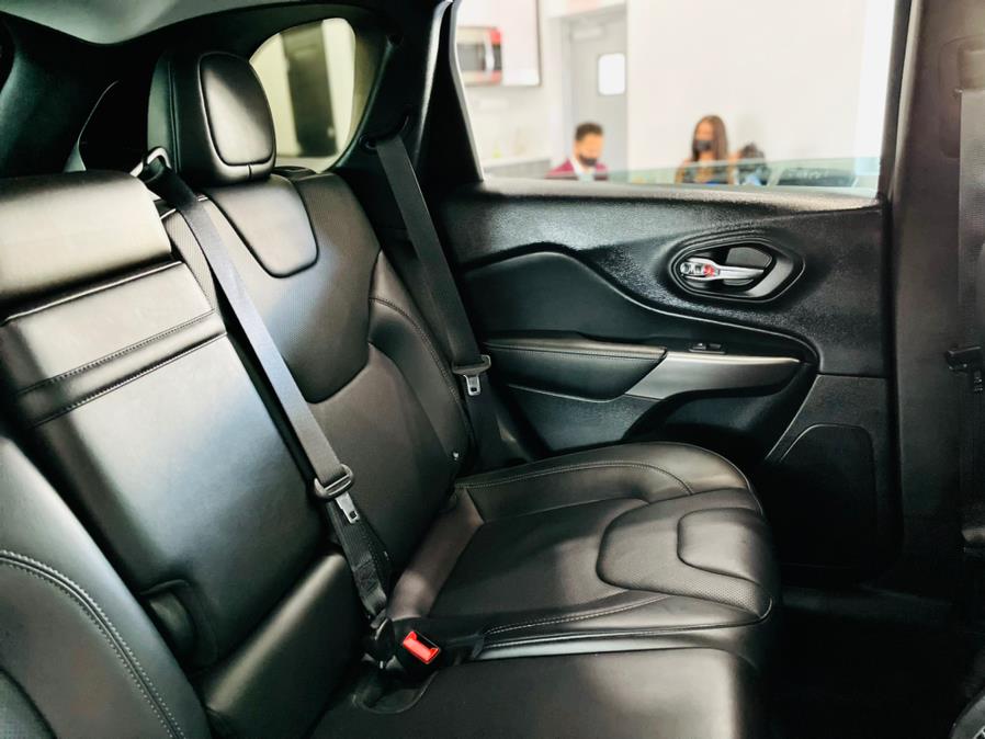 Used Jeep Cherokee Limited 4x4 2019 | Luxury Motor Club. Franklin Square, New York Used Jeep Cherokee Limited 4x4 2019 | Luxury Motor Club. Franklin Square, New York