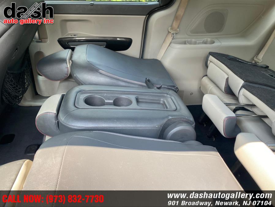 Used Kia Sedona 4dr Wgn EX 2015 | Dash Auto Gallery Inc.. Newark, New Jersey Used Kia Sedona 4dr Wgn EX 2015 | Dash Auto Gallery Inc.. Newark, New Jersey