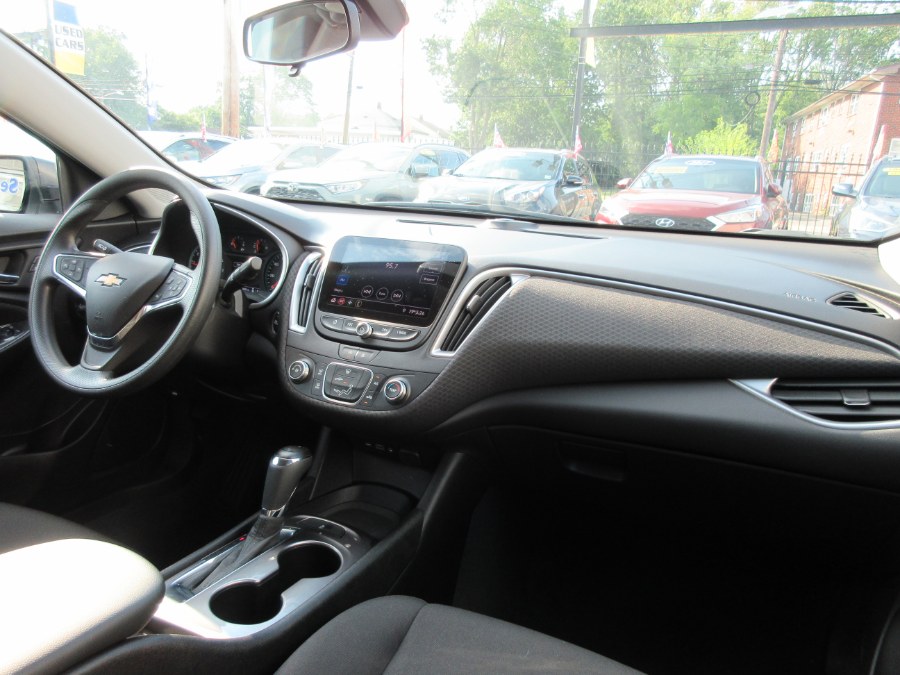 Used Chevrolet Malibu 4dr Sdn LS w/1FL 2020 | Route 27 Auto Mall. Linden, New Jersey Used Chevrolet Malibu 4dr Sdn LS w/1FL 2020 | Route 27 Auto Mall. Linden, New Jersey