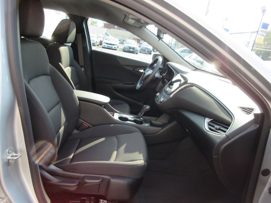 Used Chevrolet Malibu 4dr Sdn LS w/1FL 2020 | Route 27 Auto Mall. Linden, New Jersey Used Chevrolet Malibu 4dr Sdn LS w/1FL 2020 | Route 27 Auto Mall. Linden, New Jersey