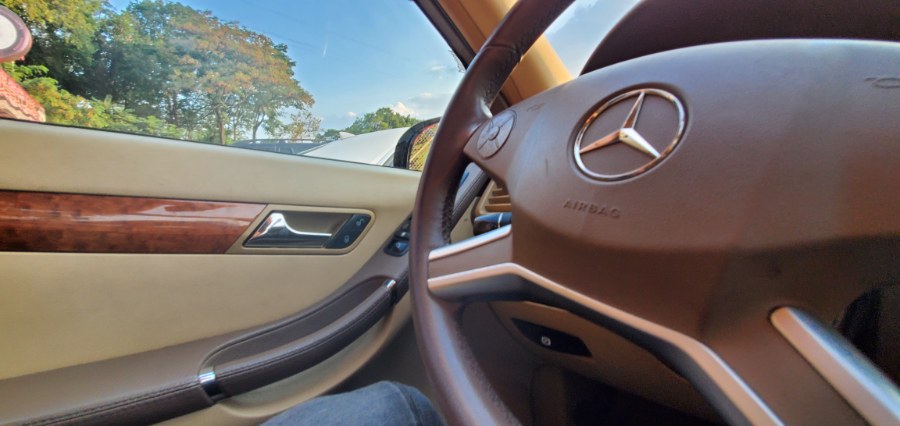 Used Mercedes-Benz R-Class 4MATIC 4dr 3.5L 2009 | Rubber Bros Auto World. Brooklyn, New York Used Mercedes-Benz R-Class 4MATIC 4dr 3.5L 2009 | Rubber Bros Auto World. Brooklyn, New York