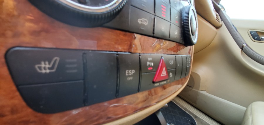 Used Mercedes-Benz R-Class 4MATIC 4dr 3.5L 2009 | Rubber Bros Auto World. Brooklyn, New York Used Mercedes-Benz R-Class 4MATIC 4dr 3.5L 2009 | Rubber Bros Auto World. Brooklyn, New York