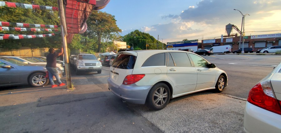 Used Mercedes-Benz R-Class 4MATIC 4dr 3.5L 2009 | Rubber Bros Auto World. Brooklyn, New York Used Mercedes-Benz R-Class 4MATIC 4dr 3.5L 2009 | Rubber Bros Auto World. Brooklyn, New York