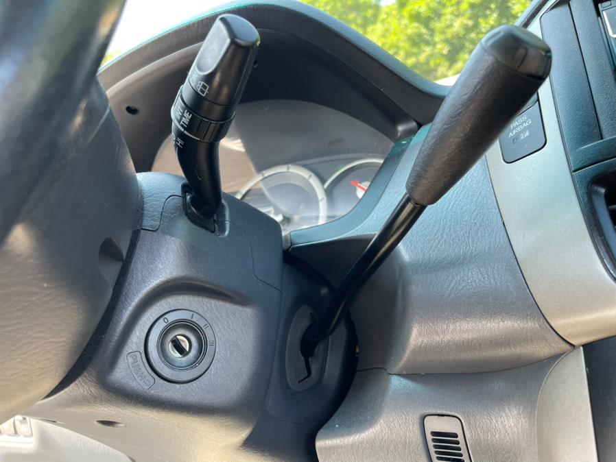 Used Honda Pilot 4WD 4dr EX-L 2008 | Auto Match LLC. Waterbury, Connecticut Used Honda Pilot 4WD 4dr EX-L 2008 | Auto Match LLC. Waterbury, Connecticut