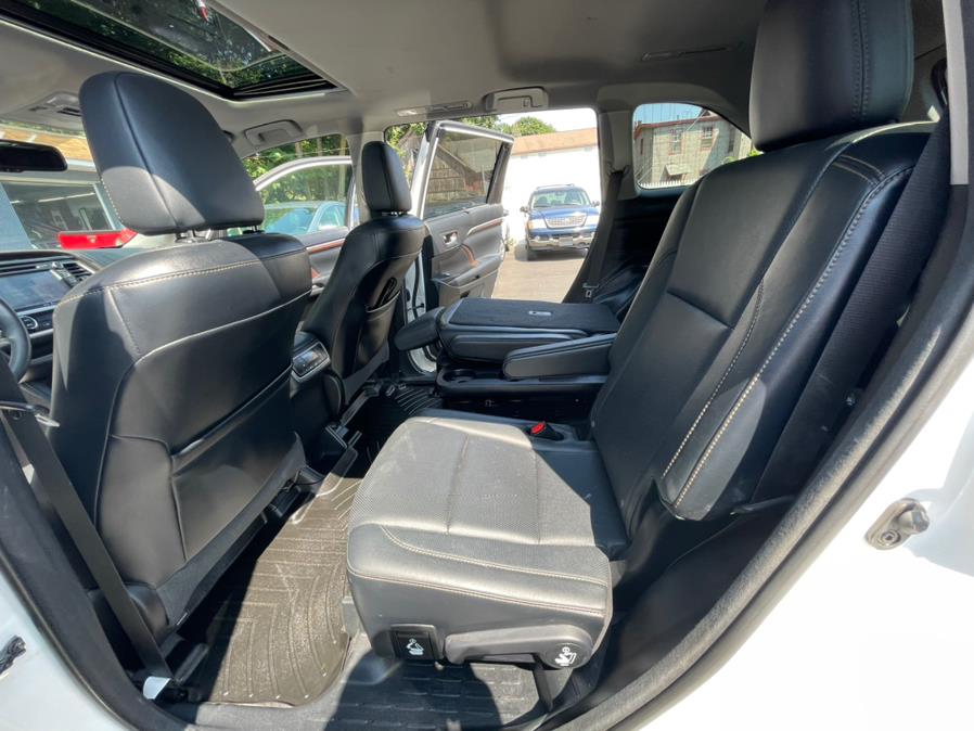 Used Toyota Highlander AWD 4dr V6 Limited (Natl) 2015 | Auto Match LLC. Waterbury, Connecticut Used Toyota Highlander AWD 4dr V6 Limited (Natl) 2015 | Auto Match LLC. Waterbury, Connecticut