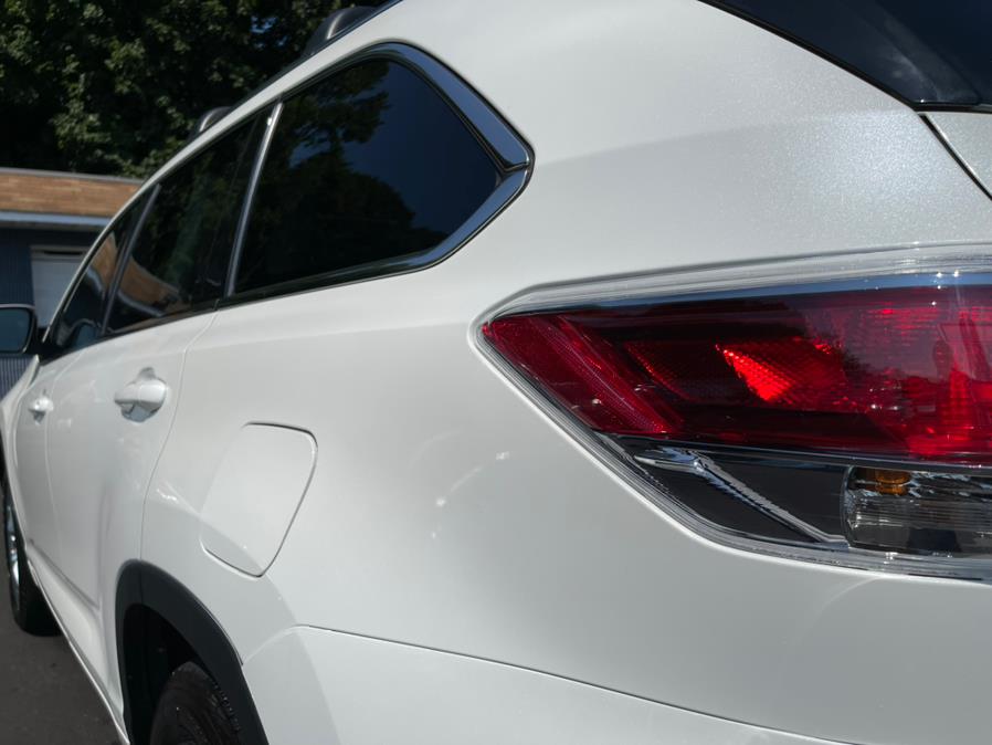 Used Toyota Highlander AWD 4dr V6 Limited (Natl) 2015 | Auto Match LLC. Waterbury, Connecticut Used Toyota Highlander AWD 4dr V6 Limited (Natl) 2015 | Auto Match LLC. Waterbury, Connecticut