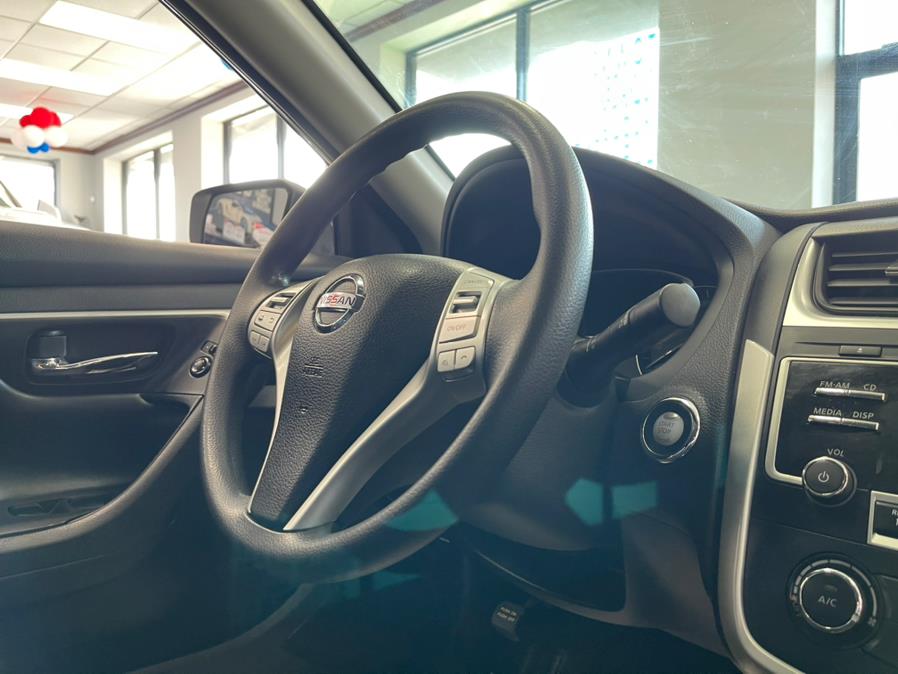 2016 Nissan Altima 4dr Sdn I4 2.5 S, available for sale in Inwood, New York | 5 Towns Drive. Inwood, New York 2016 Nissan Altima 4dr Sdn I4 2.5 S, available for sale in Inwood, New York | 5 Towns Drive. Inwood, New York