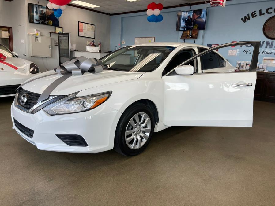 2016 Nissan Altima 4dr Sdn I4 2.5 S, available for sale in Inwood, New York | 5 Towns Drive. Inwood, New York 2016 Nissan Altima 4dr Sdn I4 2.5 S, available for sale in Inwood, New York | 5 Towns Drive. Inwood, New York
