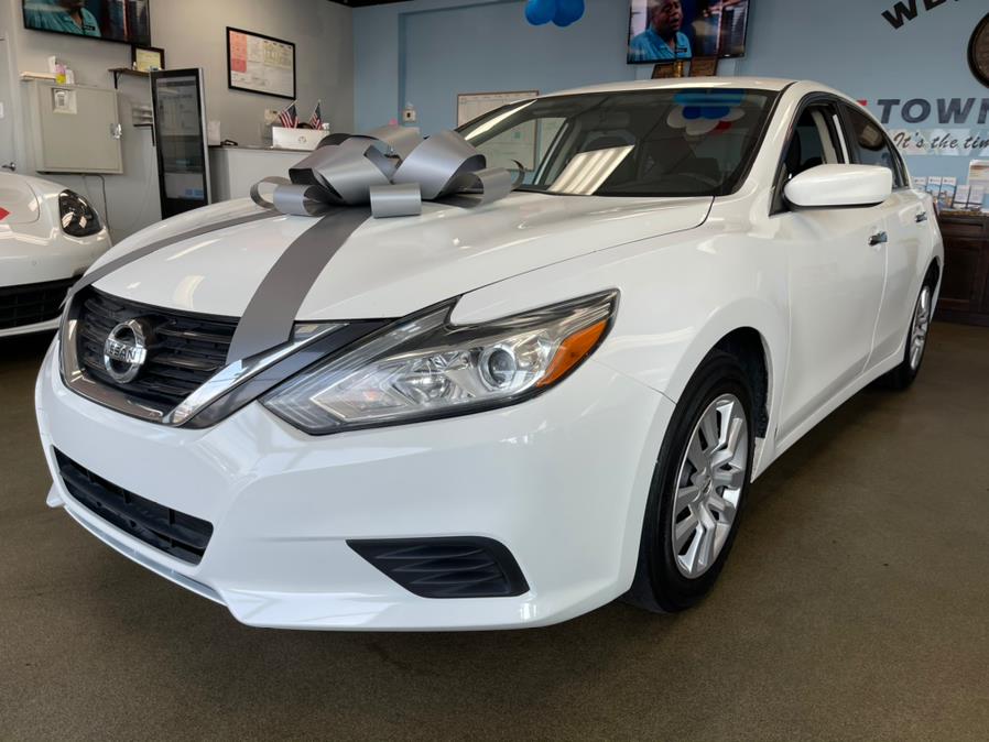 2016 Nissan Altima 4dr Sdn I4 2.5 S, available for sale in Inwood, New York | 5 Towns Drive. Inwood, New York 2016 Nissan Altima 4dr Sdn I4 2.5 S, available for sale in Inwood, New York | 5 Towns Drive. Inwood, New York