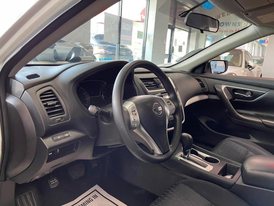 2016 Nissan Altima 4dr Sdn I4 2.5 S, available for sale in Inwood, New York | 5 Towns Drive. Inwood, New York 2016 Nissan Altima 4dr Sdn I4 2.5 S, available for sale in Inwood, New York | 5 Towns Drive. Inwood, New York
