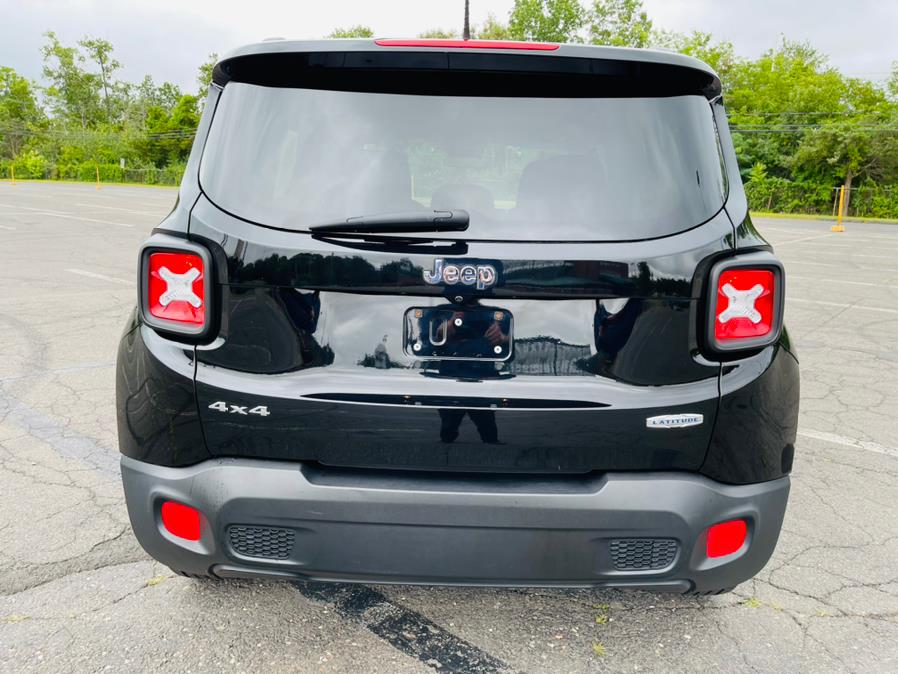2015 Jeep Renegade 4WD 4dr Latitude, available for sale in New Britain, Connecticut | Supreme Automotive. New Britain, Connecticut 2015 Jeep Renegade 4WD 4dr Latitude, available for sale in New Britain, Connecticut | Supreme Automotive. New Britain, Connecticut
