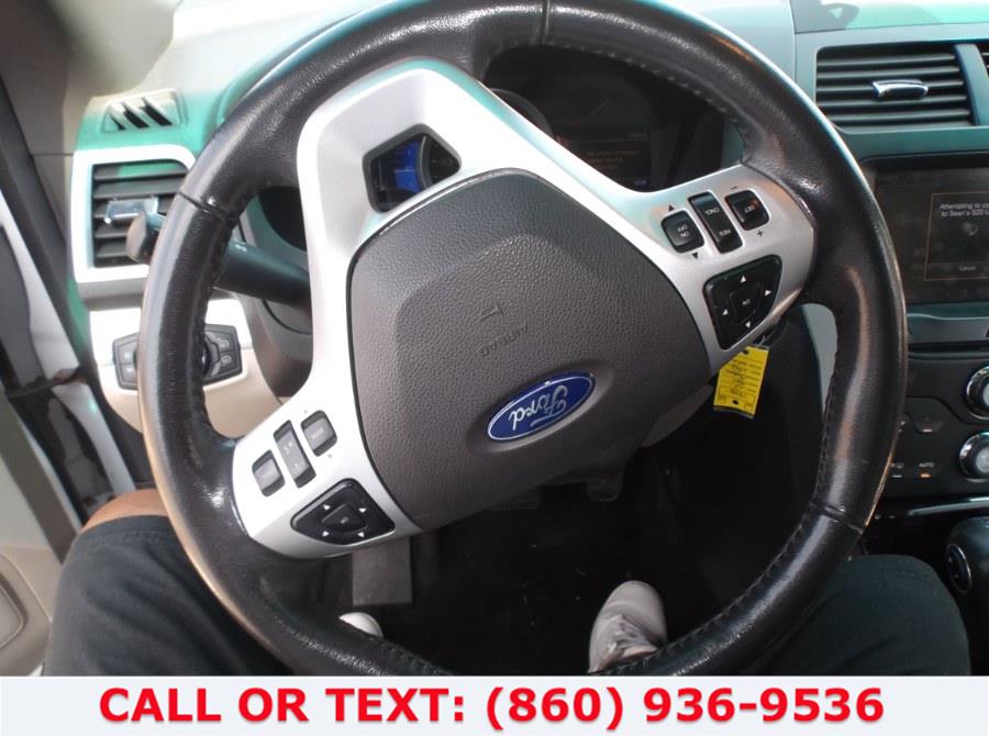 Used Ford Explorer 4WD 4dr XLT 2013 | Lee Motors Sales Inc. Hartford, Connecticut Used Ford Explorer 4WD 4dr XLT 2013 | Lee Motors Sales Inc. Hartford, Connecticut