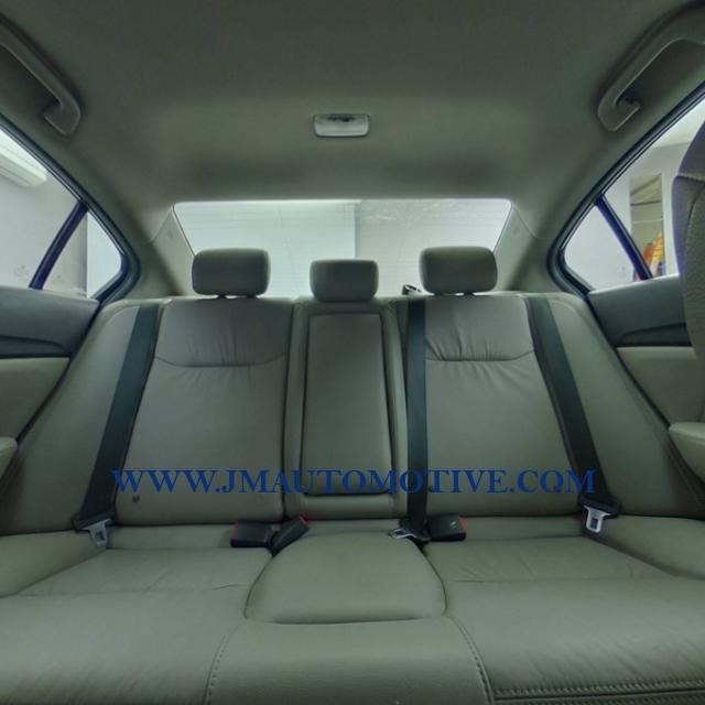 Used Honda Civic 4dr CVT EX-L 2015 | J&M Automotive Sls&Svc LLC. Naugatuck, Connecticut Used Honda Civic 4dr CVT EX-L 2015 | J&M Automotive Sls&Svc LLC. Naugatuck, Connecticut
