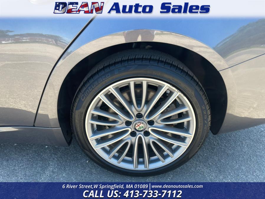 Used Alfa Romeo Giulia TI LUSSO AWD 2017 | Dean Auto Sales. W Springfield, Massachusetts Used Alfa Romeo Giulia TI LUSSO AWD 2017 | Dean Auto Sales. W Springfield, Massachusetts