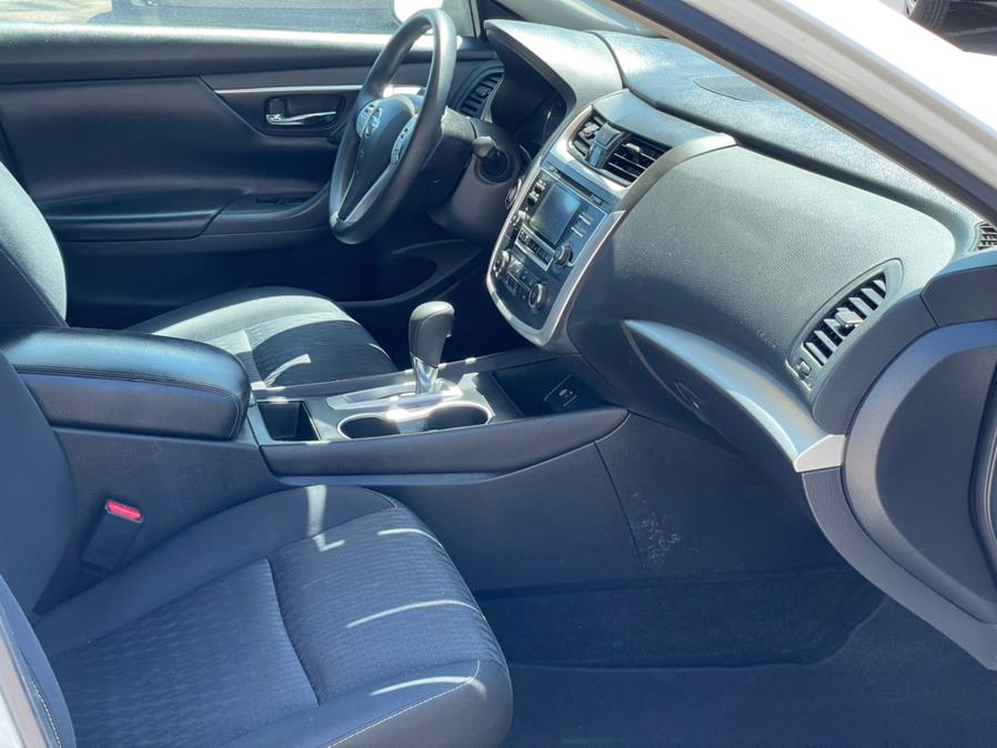 2017 Nissan Altima 2.5 S Sedan, available for sale in Corona, California | Green Light Auto. Corona, California 2017 Nissan Altima 2.5 S Sedan, available for sale in Corona, California | Green Light Auto. Corona, California