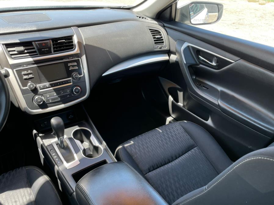 2017 Nissan Altima 2.5 S Sedan, available for sale in Corona, California | Green Light Auto. Corona, California 2017 Nissan Altima 2.5 S Sedan, available for sale in Corona, California | Green Light Auto. Corona, California