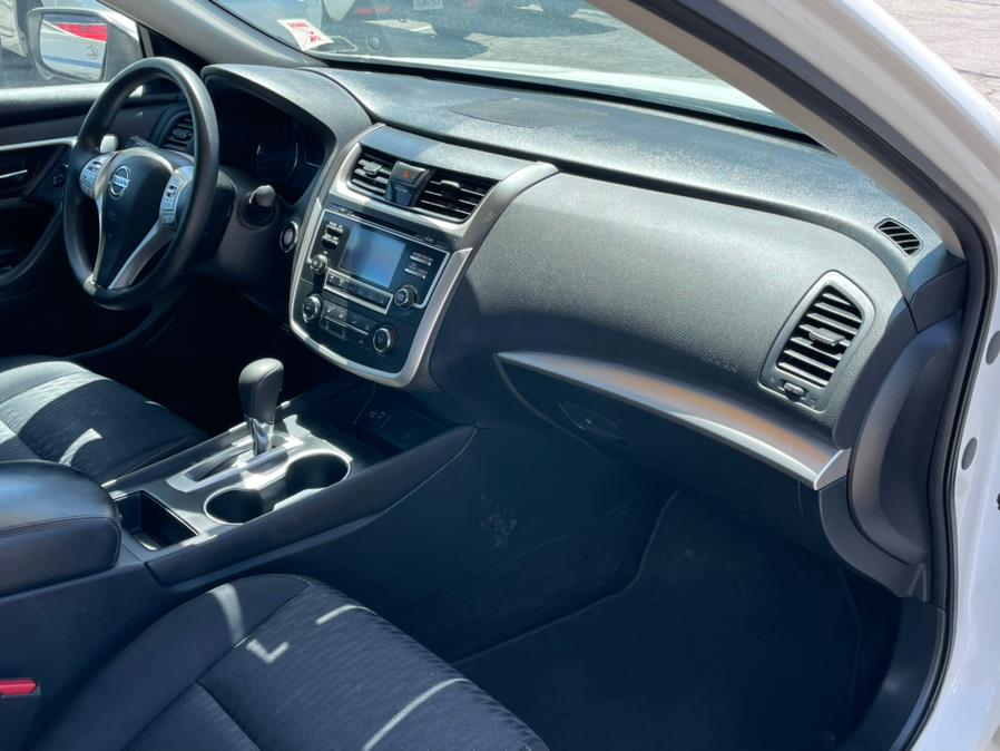 2017 Nissan Altima 2.5 S Sedan, available for sale in Corona, California | Green Light Auto. Corona, California 2017 Nissan Altima 2.5 S Sedan, available for sale in Corona, California | Green Light Auto. Corona, California
