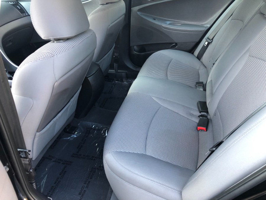 2011 Hyundai Sonata 4dr Sdn 2.4L Auto GLS *Ltd Avail*, available for sale in Bristol, Connecticut | Bristol Auto Center LLC. Bristol, Connecticut 2011 Hyundai Sonata 4dr Sdn 2.4L Auto GLS *Ltd Avail*, available for sale in Bristol, Connecticut | Bristol Auto Center LLC. Bristol, Connecticut