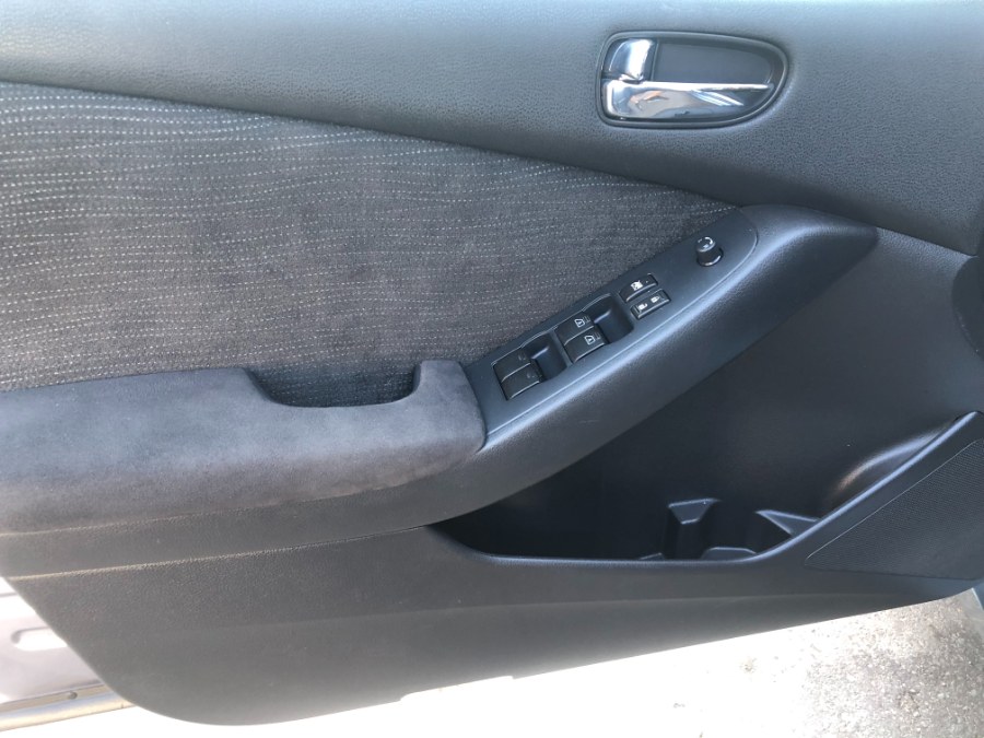 2012 Nissan Altima 4dr Sdn I4 CVT 2.5 S, available for sale in Bristol, Connecticut | Bristol Auto Center LLC. Bristol, Connecticut 2012 Nissan Altima 4dr Sdn I4 CVT 2.5 S, available for sale in Bristol, Connecticut | Bristol Auto Center LLC. Bristol, Connecticut