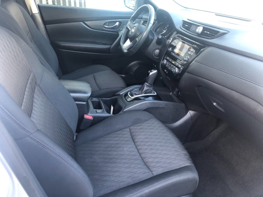 Used Nissan Rogue AWD SV 2017 | Bristol Auto Center LLC. Bristol, Connecticut Used Nissan Rogue AWD SV 2017 | Bristol Auto Center LLC. Bristol, Connecticut