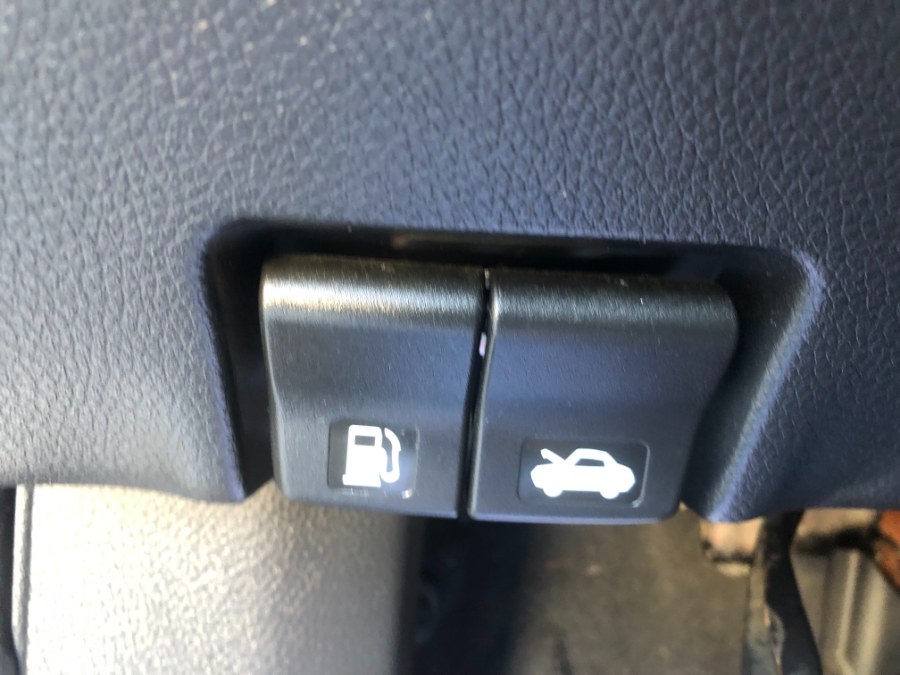 Used Nissan Rogue AWD SV 2017 | Bristol Auto Center LLC. Bristol, Connecticut Used Nissan Rogue AWD SV 2017 | Bristol Auto Center LLC. Bristol, Connecticut