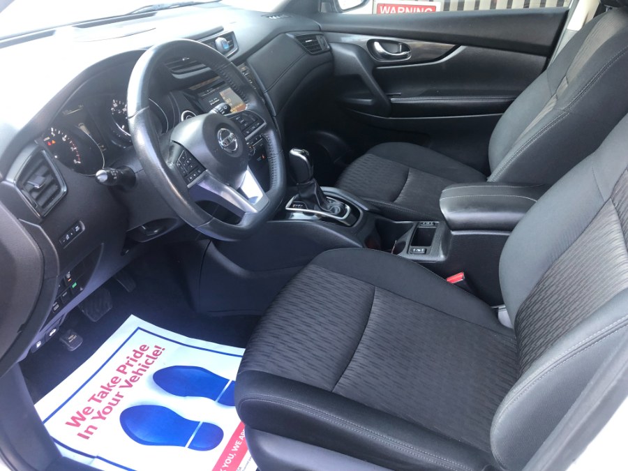Used Nissan Rogue AWD SV 2017 | Bristol Auto Center LLC. Bristol, Connecticut Used Nissan Rogue AWD SV 2017 | Bristol Auto Center LLC. Bristol, Connecticut