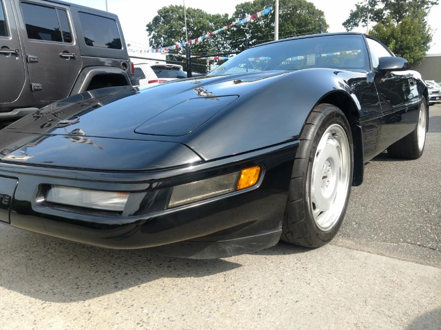 1992 Chevrolet Corvette 2dr Coupe Hatchback, available for sale in Wantagh, New York | Alpine Motors Inc. Wantagh, New York 1992 Chevrolet Corvette 2dr Coupe Hatchback, available for sale in Wantagh, New York | Alpine Motors Inc. Wantagh, New York
