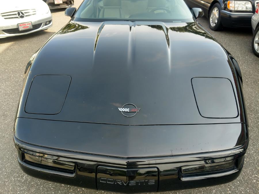 1992 Chevrolet Corvette 2dr Coupe Hatchback, available for sale in Wantagh, New York | Alpine Motors Inc. Wantagh, New York 1992 Chevrolet Corvette 2dr Coupe Hatchback, available for sale in Wantagh, New York | Alpine Motors Inc. Wantagh, New York