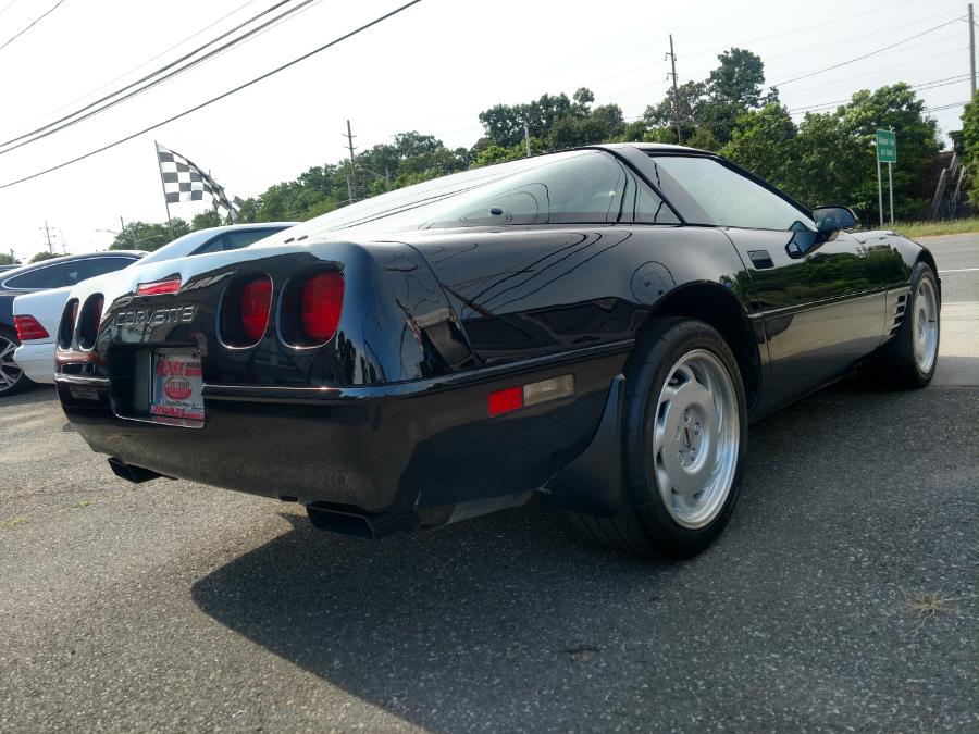 1992 Chevrolet Corvette 2dr Coupe Hatchback, available for sale in Wantagh, New York | Alpine Motors Inc. Wantagh, New York 1992 Chevrolet Corvette 2dr Coupe Hatchback, available for sale in Wantagh, New York | Alpine Motors Inc. Wantagh, New York
