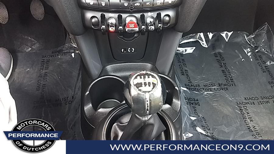Used MINI Hardtop 2 Door Cooper FWD 2017 | Performance Motorcars Inc. Wappingers Falls, New York Used MINI Hardtop 2 Door Cooper FWD 2017 | Performance Motorcars Inc. Wappingers Falls, New York