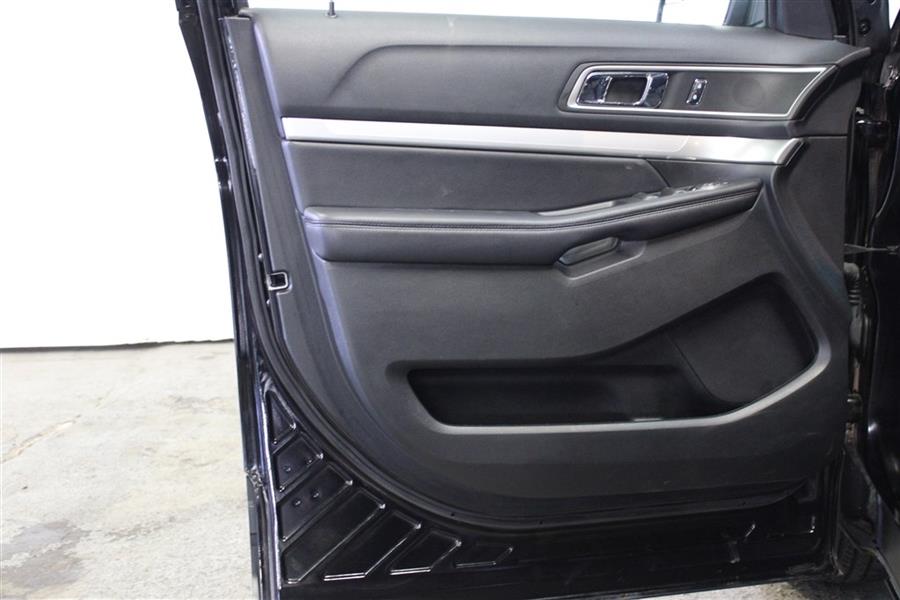 2016 Ford Explorer XLT, available for sale in Paterson, New Jersey | Fast Track Motors. Paterson, New Jersey 2016 Ford Explorer XLT, available for sale in Paterson, New Jersey | Fast Track Motors. Paterson, New Jersey