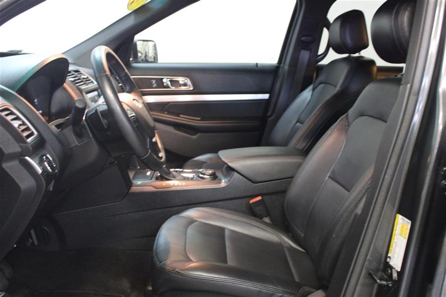 Used Ford Explorer XLT 2016 | Fast Track Motors. Paterson, New Jersey Used Ford Explorer XLT 2016 | Fast Track Motors. Paterson, New Jersey