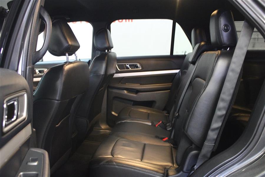 Used Ford Explorer XLT 2016 | Fast Track Motors. Paterson, New Jersey Used Ford Explorer XLT 2016 | Fast Track Motors. Paterson, New Jersey